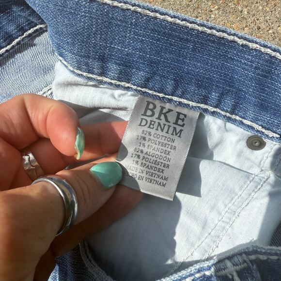 Buckle BKE Jake 31R Straight Leg Stretch Light Blue Jeans - Picture 6 of 10